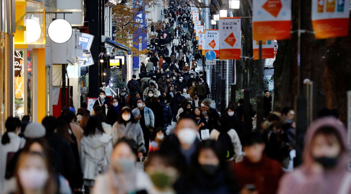 Área comercial em Tóquio em meio à pandemia da Covid-19