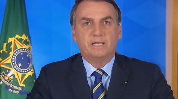 Para Caio Junqueira, analista de política da CNN, Bolsonaro não foi para o lado do tensionamento político ao falar da saída de Mandetta do Ministério da Saúde