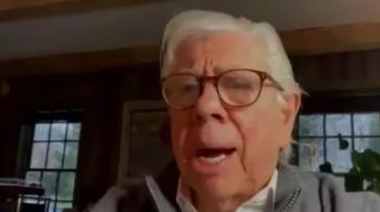 Carl Bernstein, jornalista que desvendou o escândalo político que derrubou Richard Nixon, diz que americanos deveriam exigir renúncia imediata de Donald Trump