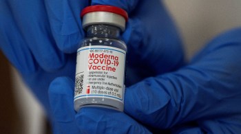 Pesquisa ressaltou que os três imunizantes aprovados nos Estados Unidos fornecem proteção contra hospitalização por coronavírus