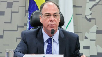 A pedido do presidente Jair Bolsonaro (sem partido), senador Fernando Bezerra (MDB-PE) telefonou para integrantes da CPI da Pandemia