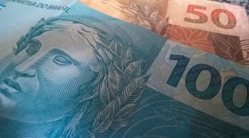 A disparada do dólar contra o real soma cautela global com juros nos EUA e temor fiscal com contas do governo