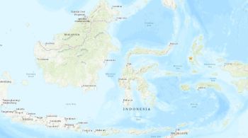 O epicentro do terremoto foi a seis quilômetros a nordeste da cidade de Majene, a uma profundidade de 10 quilômetros