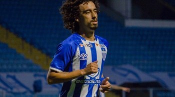 Valdívia jogou durante os 45 minutos do primeiro tempo na partida em Alagoas, pela Série B, e foi substituído pelo técnico Claudinei Oliveira