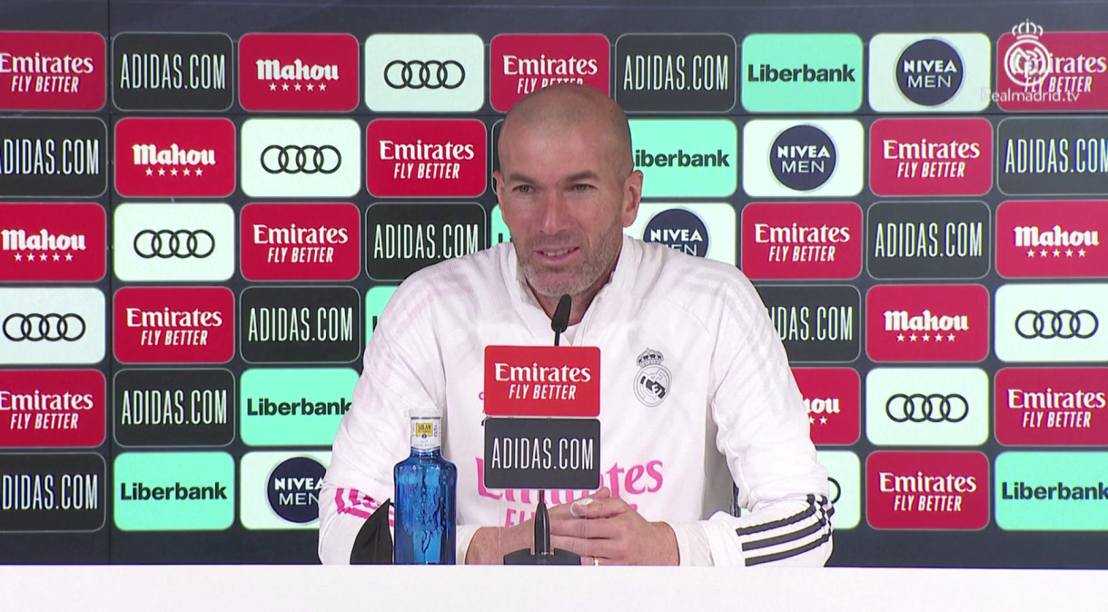 Zidane, treinador do Real Madrid, testou positivo para Covid-19
