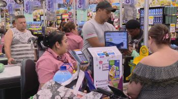 Supermercados devem criar cinco mil vagas temporárias em toda a grande São Paulo; na área da saúde, há oportunidades nos hospitais de campanha