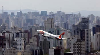 Média diária registrada em setembro foi de 1.793 voos, segundo dados da Agência Nacional de Aviação Civil (Anac)