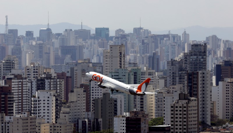 Avião da Gol decola do aeroporto de Congonhas, em São Paulo