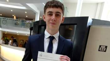 Adolescente britânico Joseph Flavill, de 19 anos, despertou do coma sem saber que o mundo vive uma pandemia pelo novo coronavírus