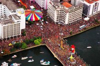 Carnaval de rua poderá ser realizado em outro momento, diz prefeito do Recife