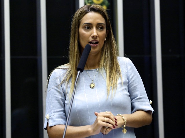 deputada Flávia Arruda (PL-DF)