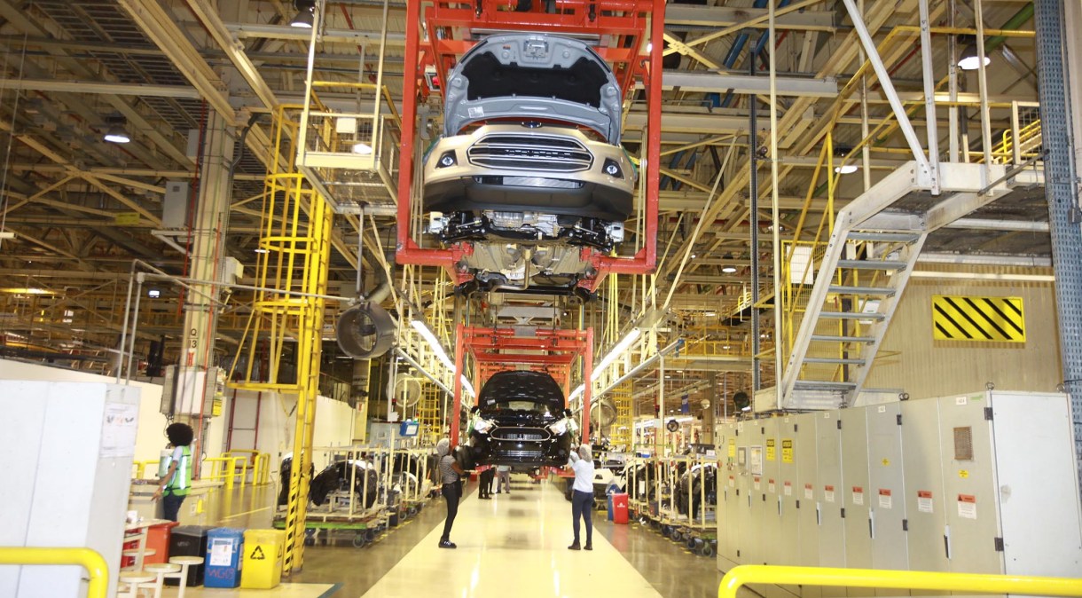 UAW encerrou sua ação industrial nas fábricas dos EUA de propriedade da General Motors, da Ford e da Stellantis