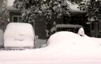 Neve e temperaturas congelantes do Ártico atingem grande parte do leste dos EUA