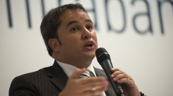 Segundo Efraim Filho, o diálogo incluiria a participação de Bolsonaro