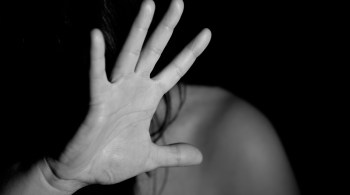 Estimativas de um banco de dados global de pesquisas realizadas entre 2000 e 2018 indicam que 27% das mulheres de 15 a 49 anos sofreram violência física ou sexual por parceiro