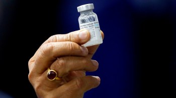 Empresa indiana realizou análise preliminar de testes clínicos da fase final do imunizante com 25,8 mil participantes