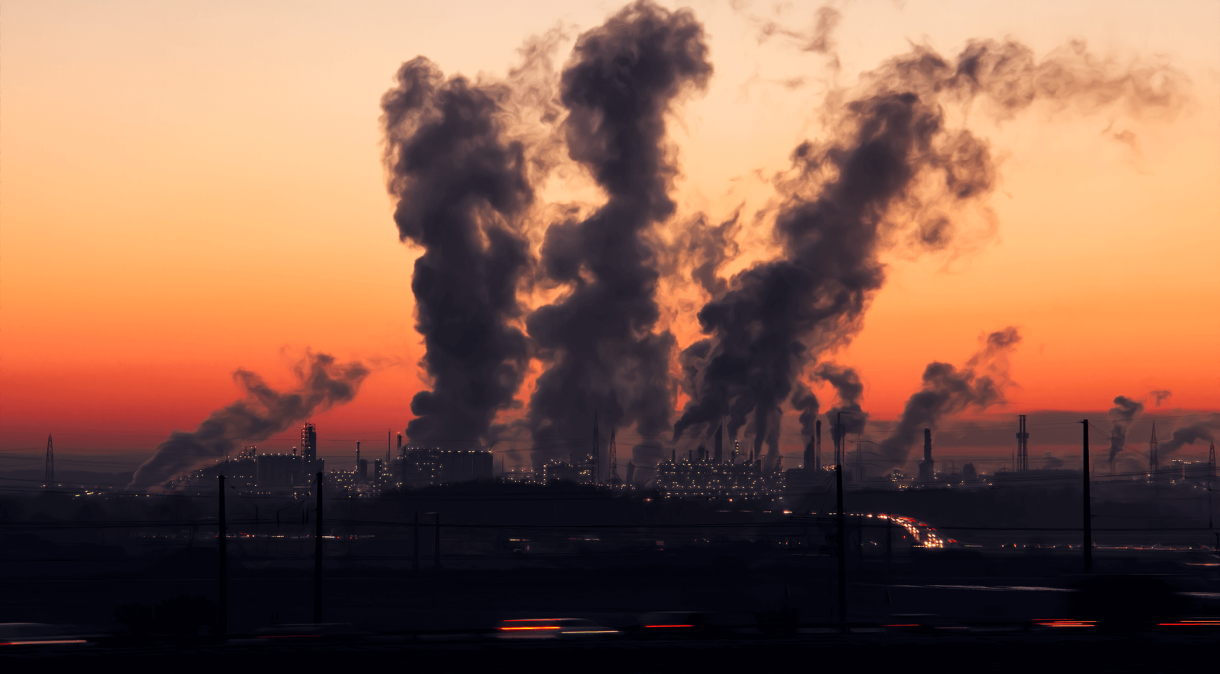 Emissões de gases afetam o meio ambiente e impactam diretamente nas mudanças climáticas.