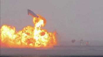 Protótipo da linha Starship fez voo bem sucedido e retornou à base de lançamento; minutos depois, porém, fontes de vídeo independentes capturaram incidente 