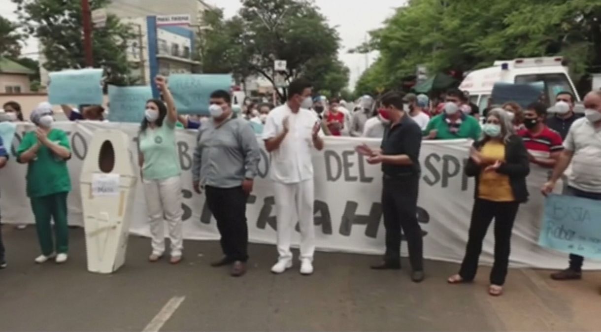 Manifestações no Paraguai contra a forma como o governo conduziu a crise do novo coronavírus