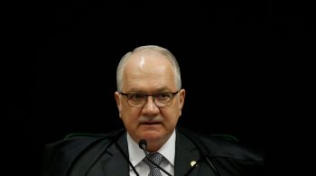 Decisão se deve a um pedido do PDT para que Corte retire do Instagram e do Facebook postagem de Bolsonaro com representantes estrangeiros