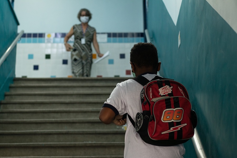 Aluno em escola no Rio.