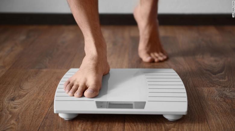 De acordo com a calculadora criada pelo CDC, adultos com IMC acima 30 são considerados obesos