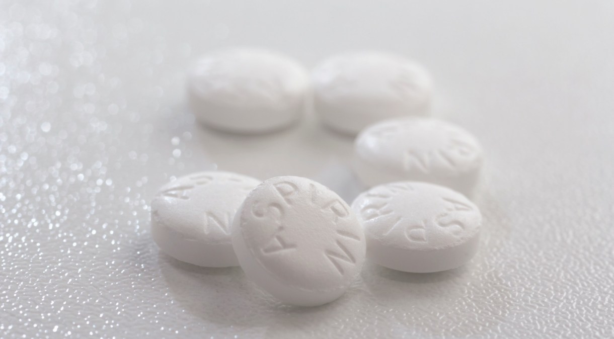 Autoridades de saúde não recomendam aspirina diariamente