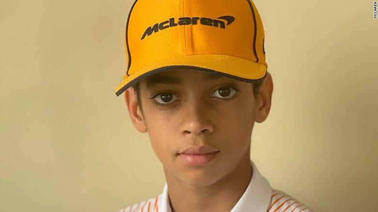 Ugo Ugochukwu, de 13 anos, assinou contrato com a McLaren