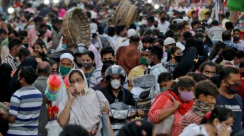 O Índice de Qualidade do Ar (IQA) da capital indiana está quase no limite e população precisa usar máscara de proteção até mesmo dentro de casa