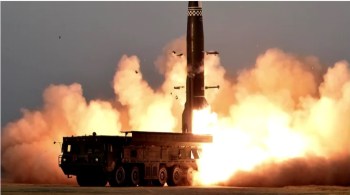 Novas imagens expõem mais detalhes do par de mísseis lançados em exercício militar e o seu potencial ofensivo