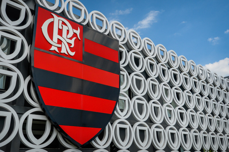 Flamengo deve pagar pensão a familiares e vítimas do incêndio no Ninho do Urubu