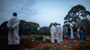 Na terça-feira (30), houve 419 sepultamentos na capital paulista, maior número desde o início da pandemia 