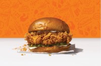 Popeyes vai distribuir mil sanduíches para os ‘frustrados’ com a concorrência