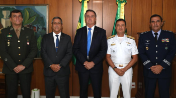 General Paulo Sergio Nogueira, o almirante Almir Garnier Santos e o tenente-brigadeiro Baptista Júnior assumem a direção das Forças