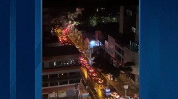 Protesto aconteceu no bairro onde o prefeito Alexandre Kalil tem residência