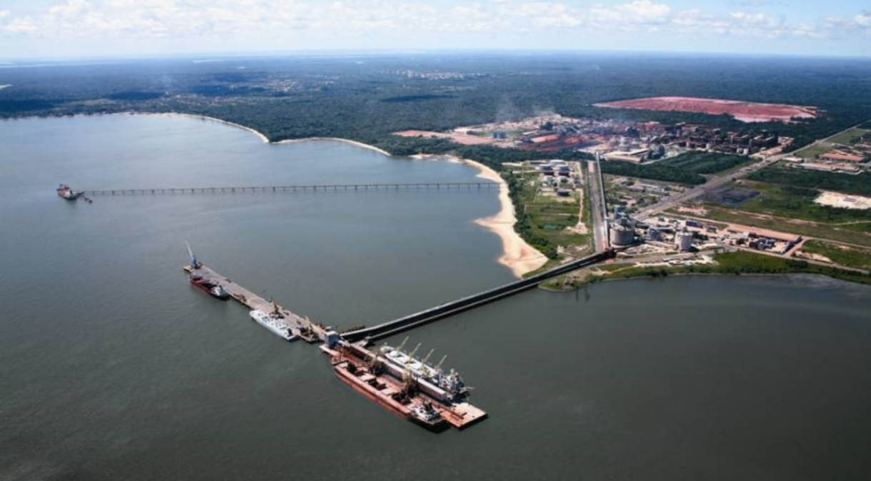 Complexo Portuário e Industrial de Vila do Conde, no Pará
