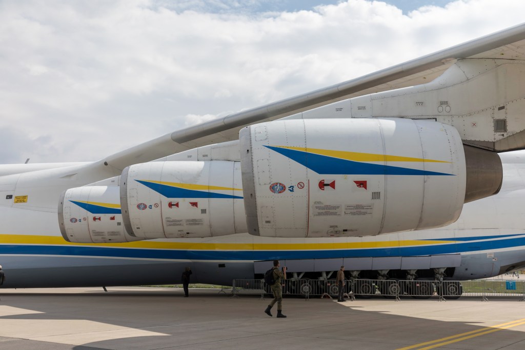 Motores do Antonov An-225