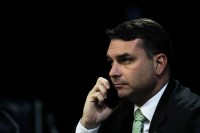 STF marca julgamento de foro privilegiado de Flávio Bolsonaro nas rachadinhas