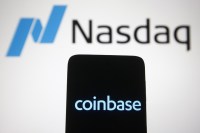 Coinbase desiste de lançar plano de empréstimo criptomoedas