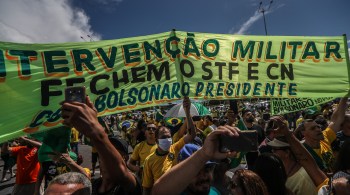 Pedido da PGR cita artigo da Lei de Segurança Nacional sobre incitar "à subversão da ordem política ou social" e "à animosidade" envolvendo as Forças Armadas