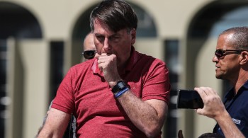 Juíza determinou que a AGU forneça laudos de todos os exames feitos pelo presidente Jair Bolsonaro para diagnóstico do coronavírus em 48 h