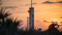 Falcon 9 da SpaceX lança satélites espiões pela segunda vez