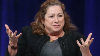 Abigail Disney, sobrinha-neta de Walt Disney, não tem papel dentro da empresa e lamentou o afastamento de cerca de 100 mil funcionários na crise da COVID-19