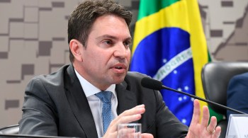 Investigação aponta que Alexandre Ramagem imprimiu inquéritos, no Rio, na época das eleições municipais de 2020
