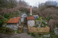 Fãs de Senhor dos Anéis podem ‘viver como um hobbit’ em cavernas na Alemanha