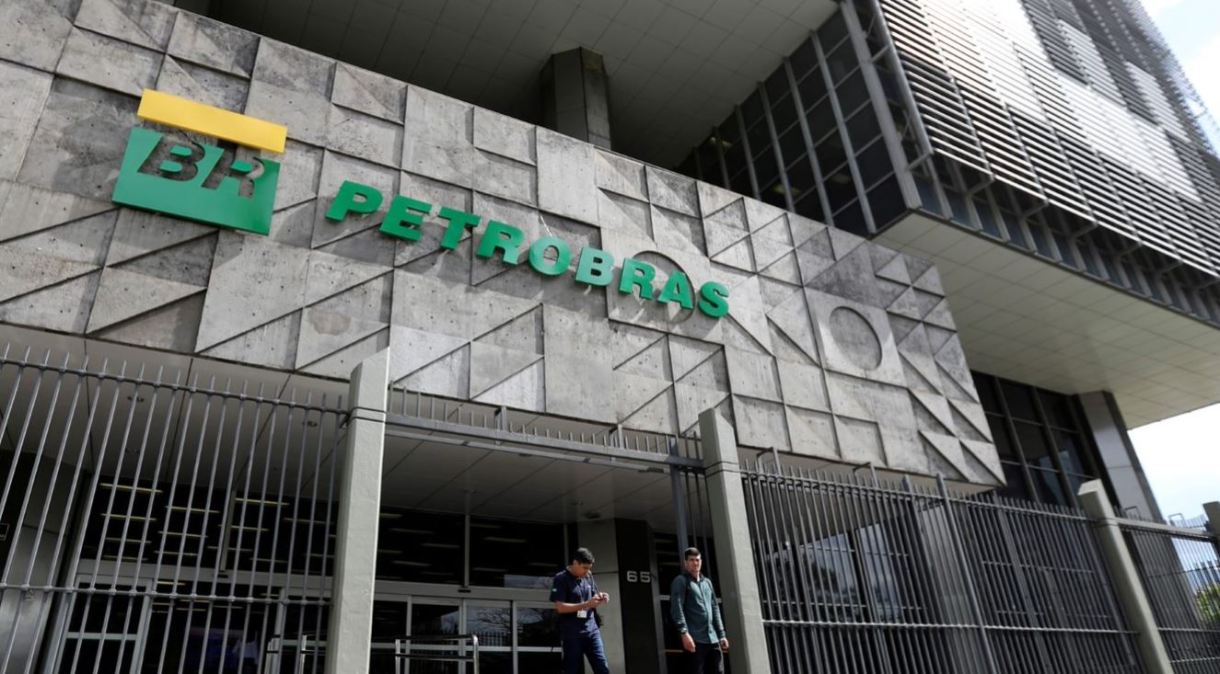 Fachada da sede da Petrobras, no Rio de Janeiro: Bolsonaro quer mudar comando da estatal