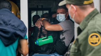 Durante a corrida eleitoral, presidente dos EUA prometeu tratar os imigrantes que tentam entrar no país sem documento de maneira humanitária