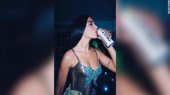 A bebida alcoólica assinou com a cantora britânica um acordo de patrocínio de vários anos