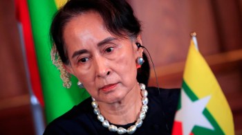 Premiada com o Nobel da Paz, Suu Kyi enfrenta acusações de corrupção e fraude eleitoral; país passa por tumultos e protestos com mortes desde fevereiro