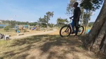 PMs apontaram arma e algemaram YouTuber que gravava manobras de bicicleta em parque público de Cidade Ocidental, no interior do estado